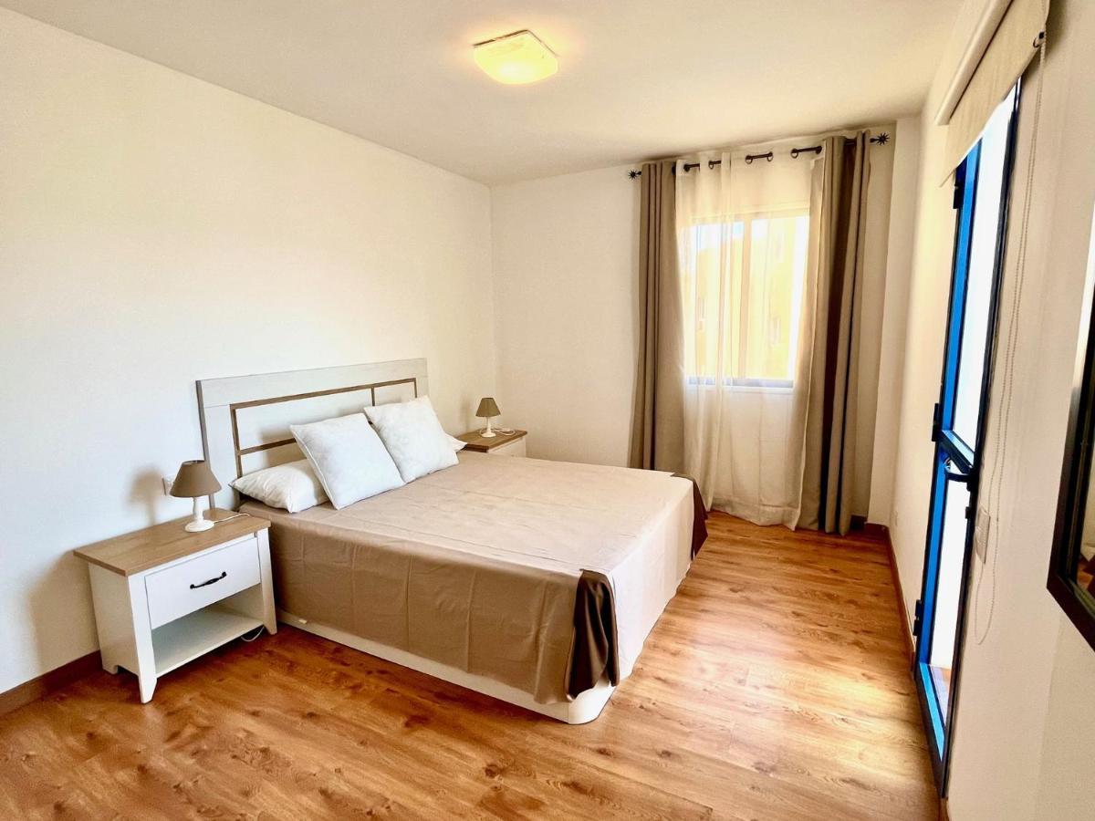 Waves Sounds Corralejo Apartment Bagian luar foto